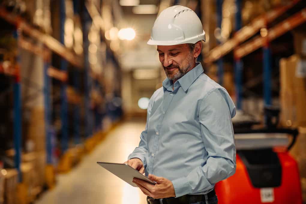 Warehouse Manager Meaning In French